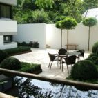 Atriumgarten im Bauhausstil, Christian Grote gründesign