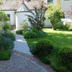 Pfarrgarten St. Michael in München Perlach entworfen von Christian Grote gründesign